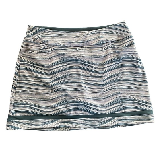 adidas Blue and Gray Skorts with Modern Wave Pattern - Picture 1 of 6